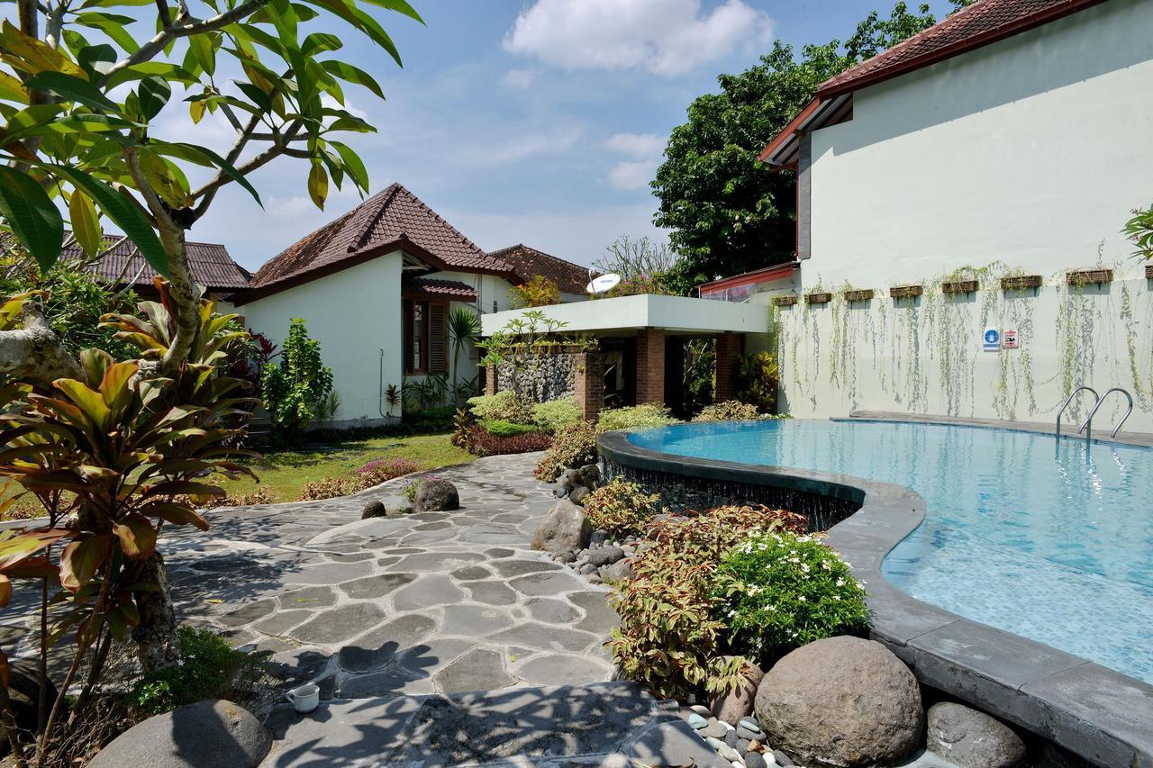 Zen Rooms Pakualaman Yogyakarta Exterior photo