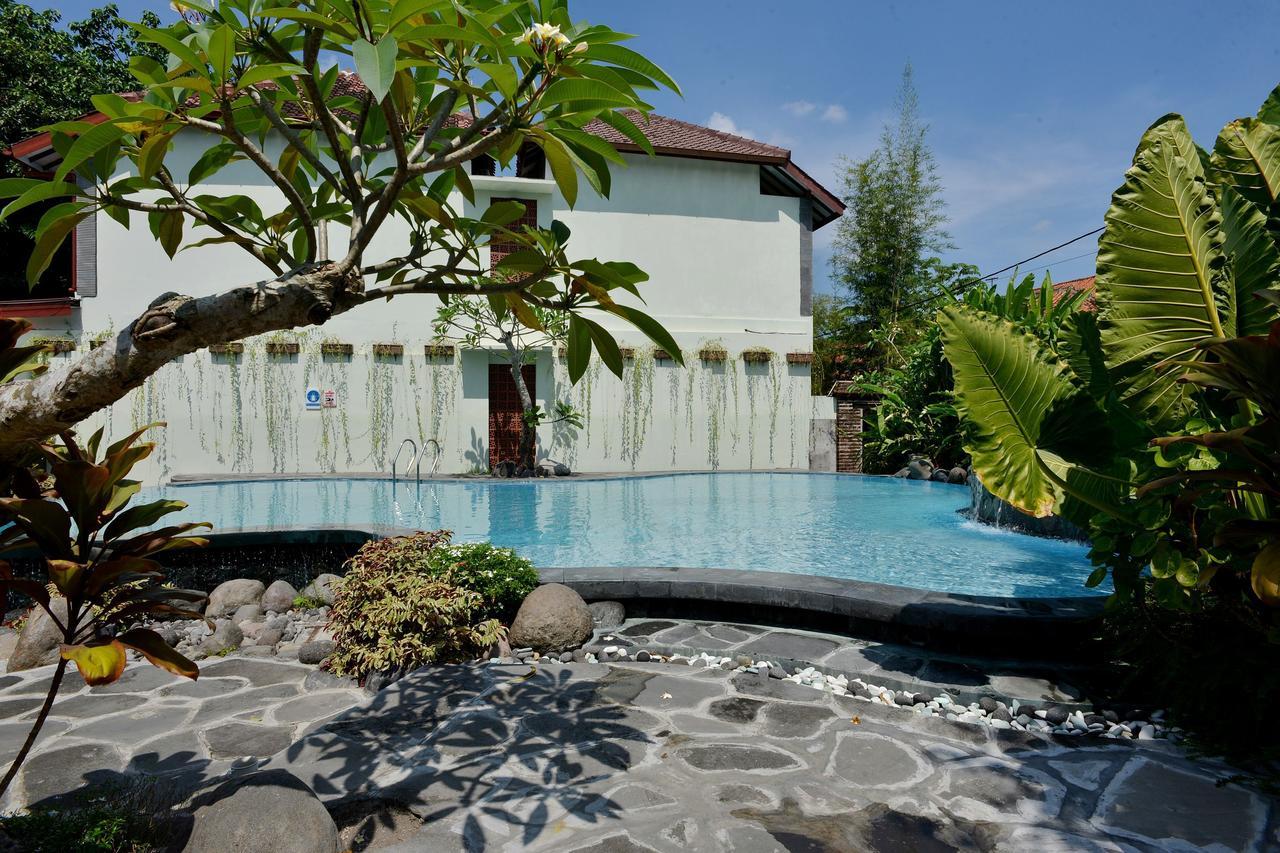 Zen Rooms Pakualaman Yogyakarta Exterior photo