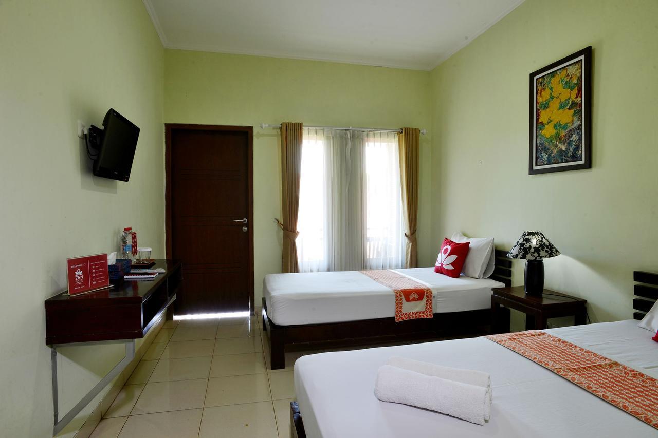 Zen Rooms Pakualaman Yogyakarta Exterior photo